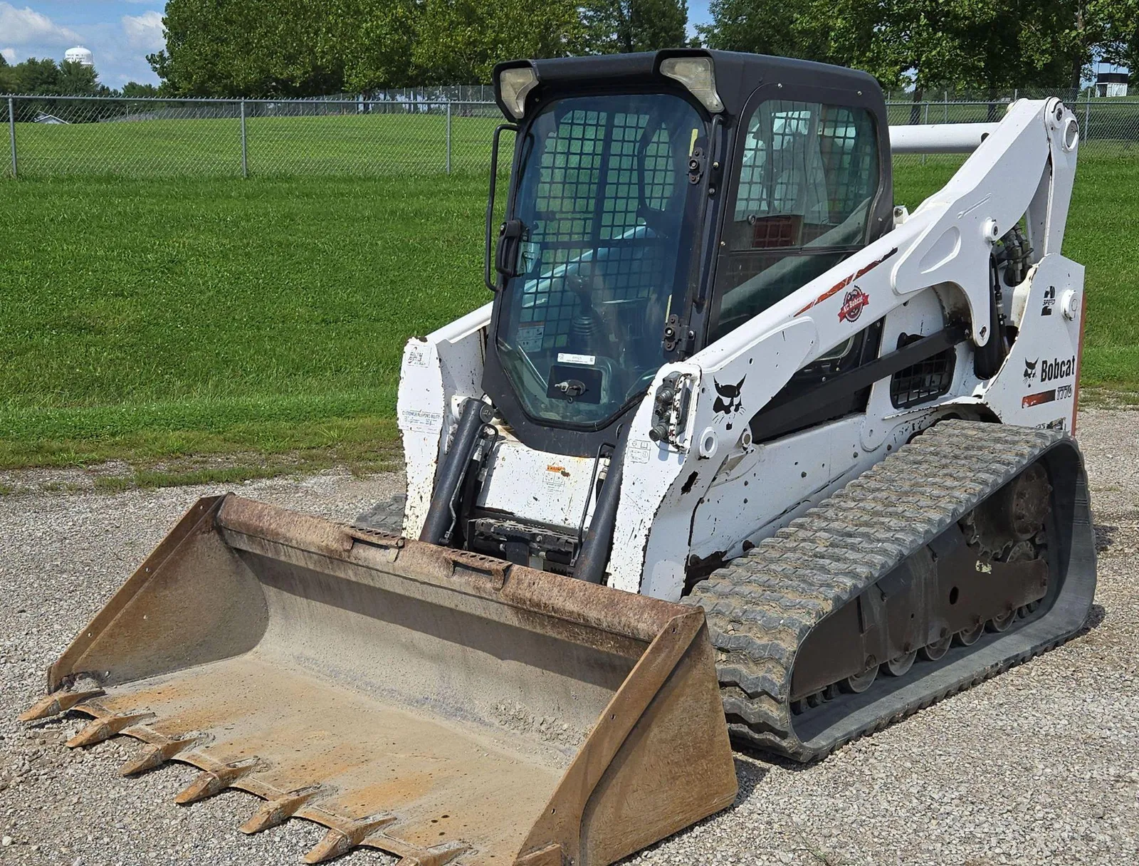 2014 Bobcat T770 tracked skid steer loader